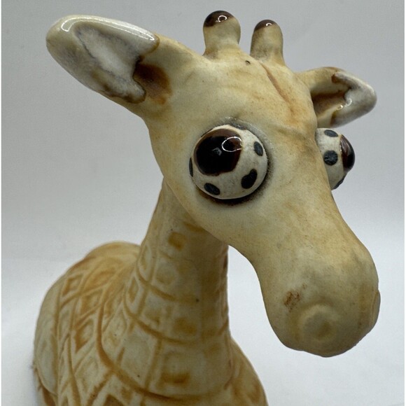Vintage Japan MCM Pottery Ceramic Giraffe Figurine Kitschy Bug Eyed - Picture 2 of 8